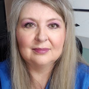 Meet your Posher, Kay